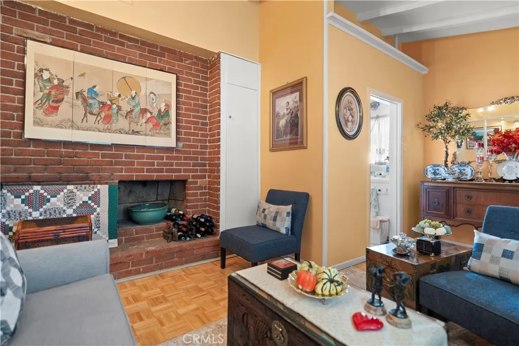 5737 Denny, North Hollywood, California 91601 home-pic-11